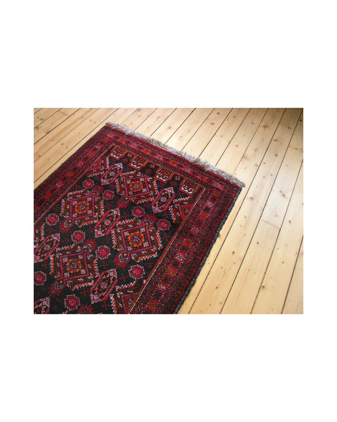 Historical Threads: The Evolution of Handloom Rug Design