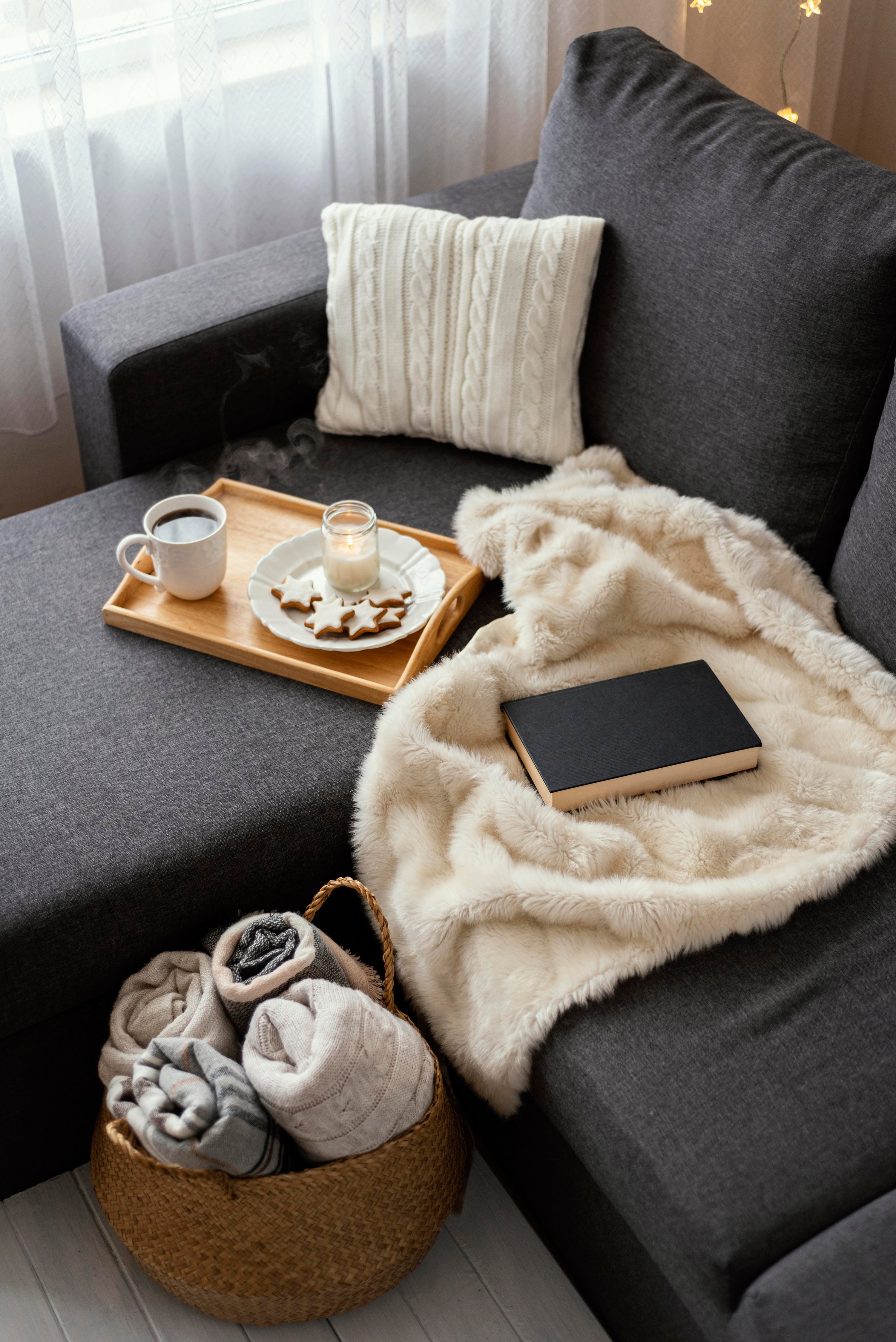 Sofa Throws: Comfort's Luxurious Embrace