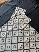 Onyx Geometric Border Bed Sheet Set