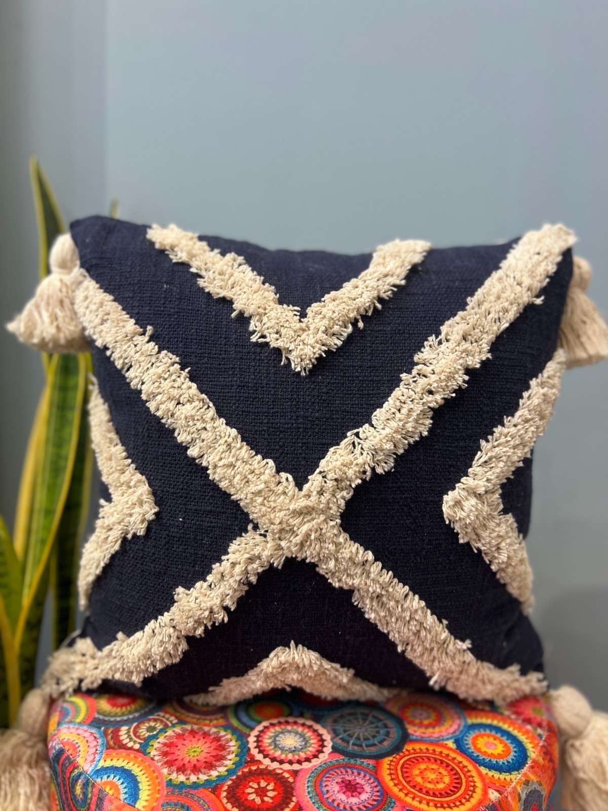 🌊 Coastal Zigzag Cushion Cover – Embrace Coastal Elegance in Your Bedroom 🌅