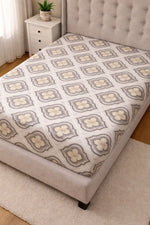 Elegant Grey & Cream Floral Pattern King‑Size Fitted Bedsheet