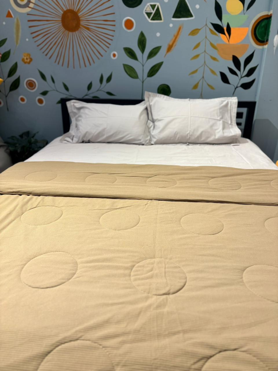 BEIGE QUILTED CIRCLE COMFORTER