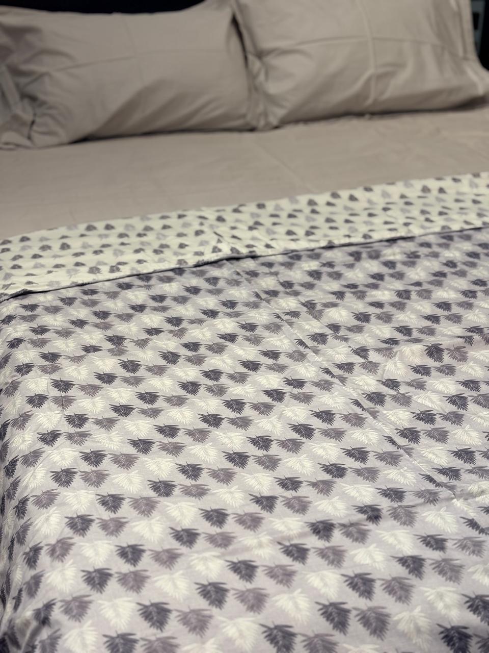 SOFT LEAF PATTERN LIGHTWEIGHT DOHAR