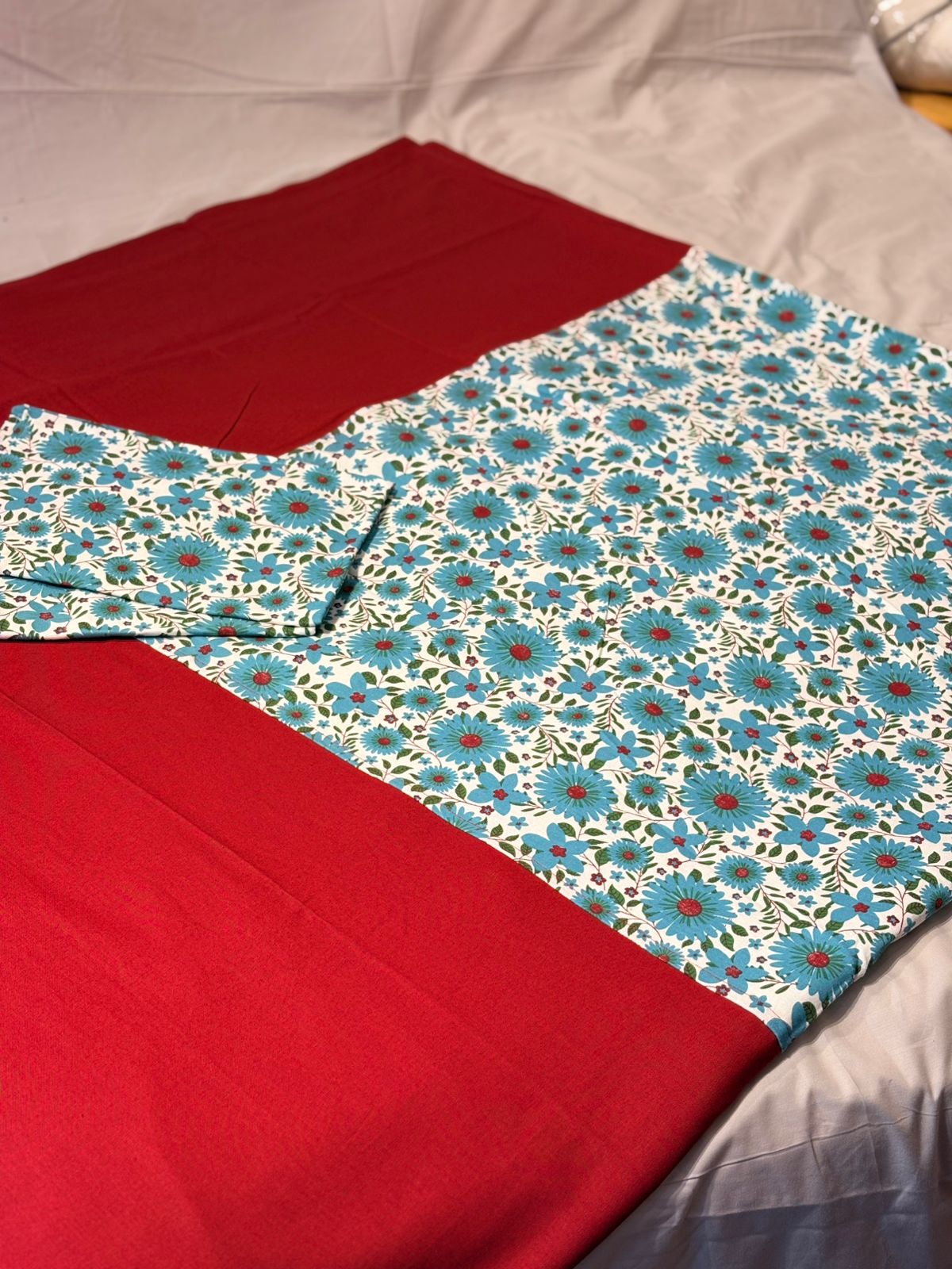 ROYAL BLUE PRINT FLORAL BORDER BEDSHEET