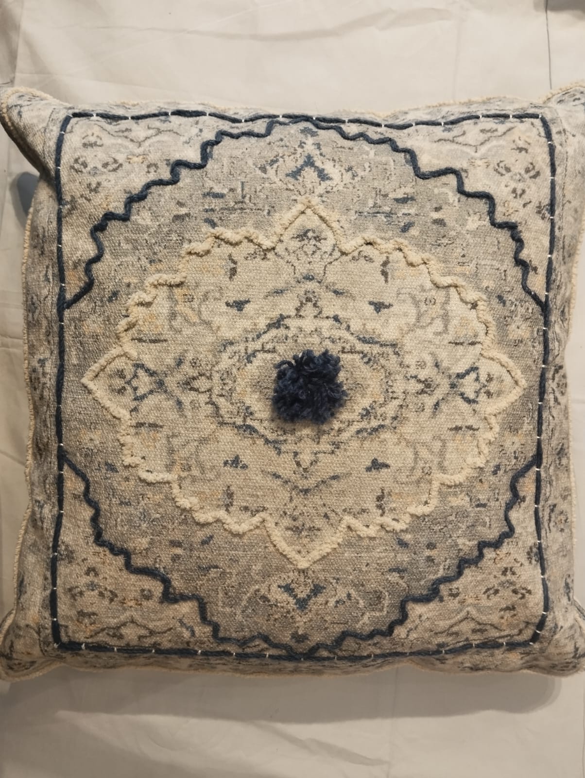 Vintage Medallion Pillow Cover
