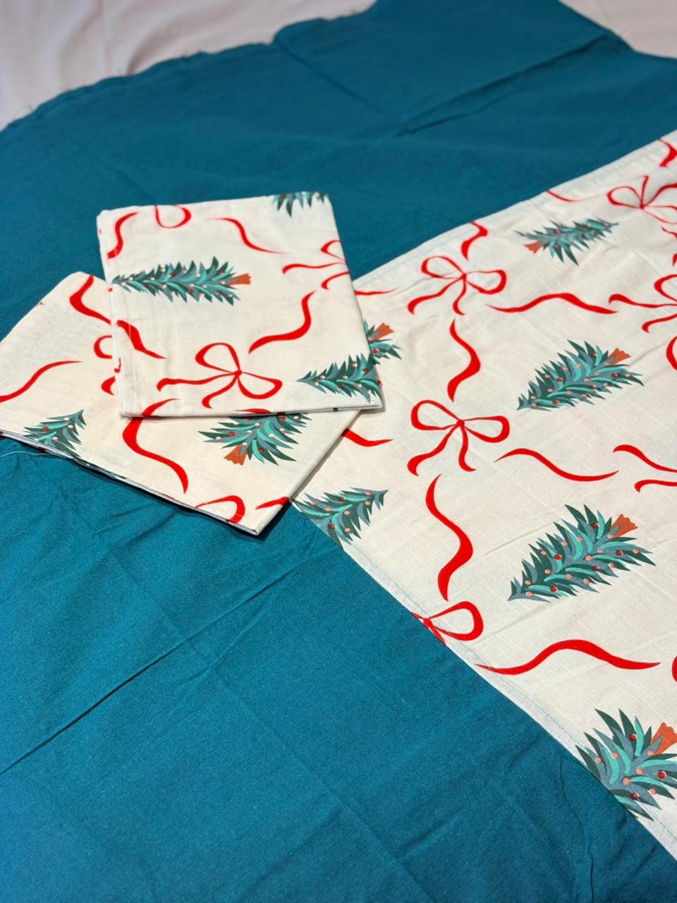 WHITE BED SHEET WITH DIFFERENT PATTERN BORDER BEDSHEET