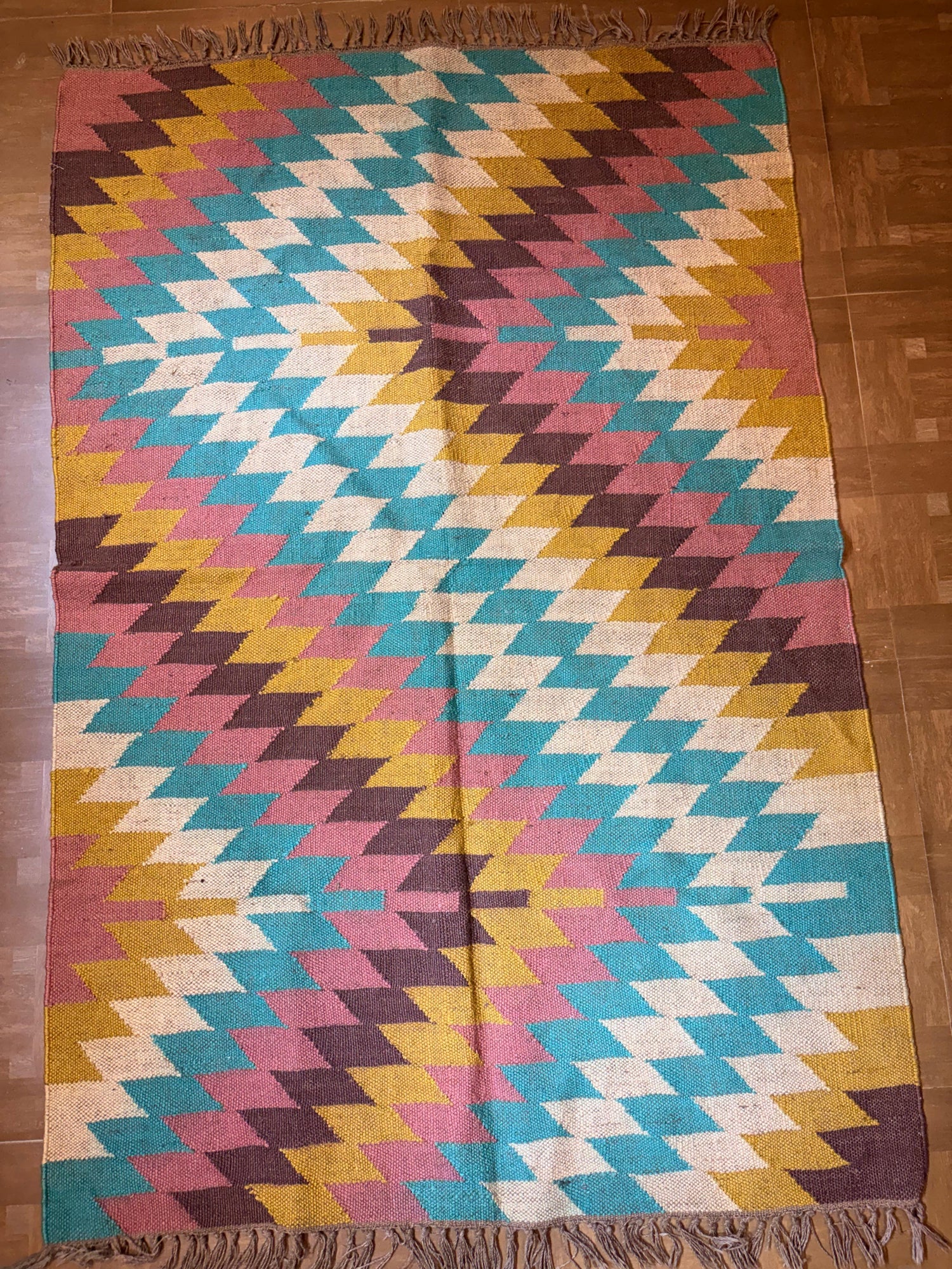 Vibrant Chevron Zig‑Zag Kilim Runner