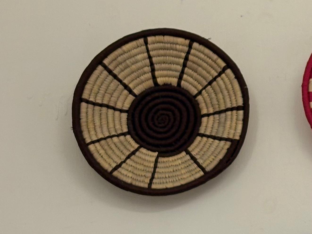 Earth‑Tone Spiral: Brown & Beige Sabai Grass Wall Hanging