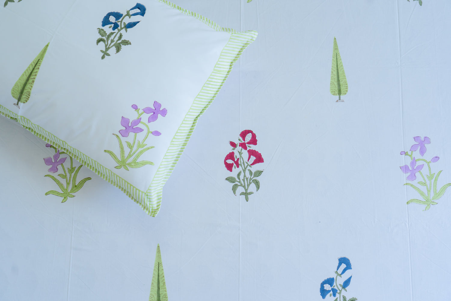 Sanctuary Botanica Handblock Bedsheet – A Haven of Heritage & Nature-Inspired Elegance