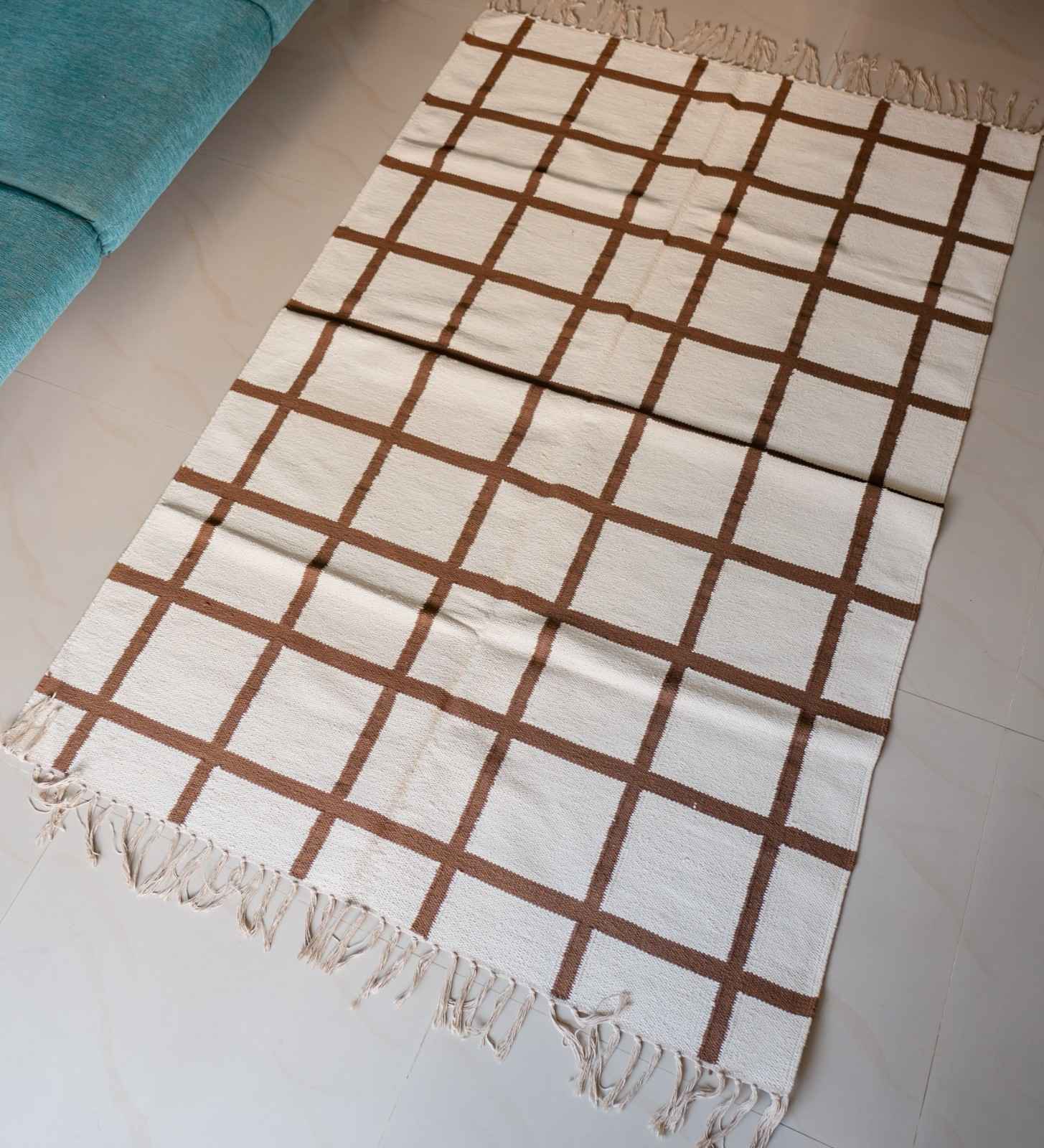 manhattan-grid-rug-sophisticated-modern-elegance-for-your-space