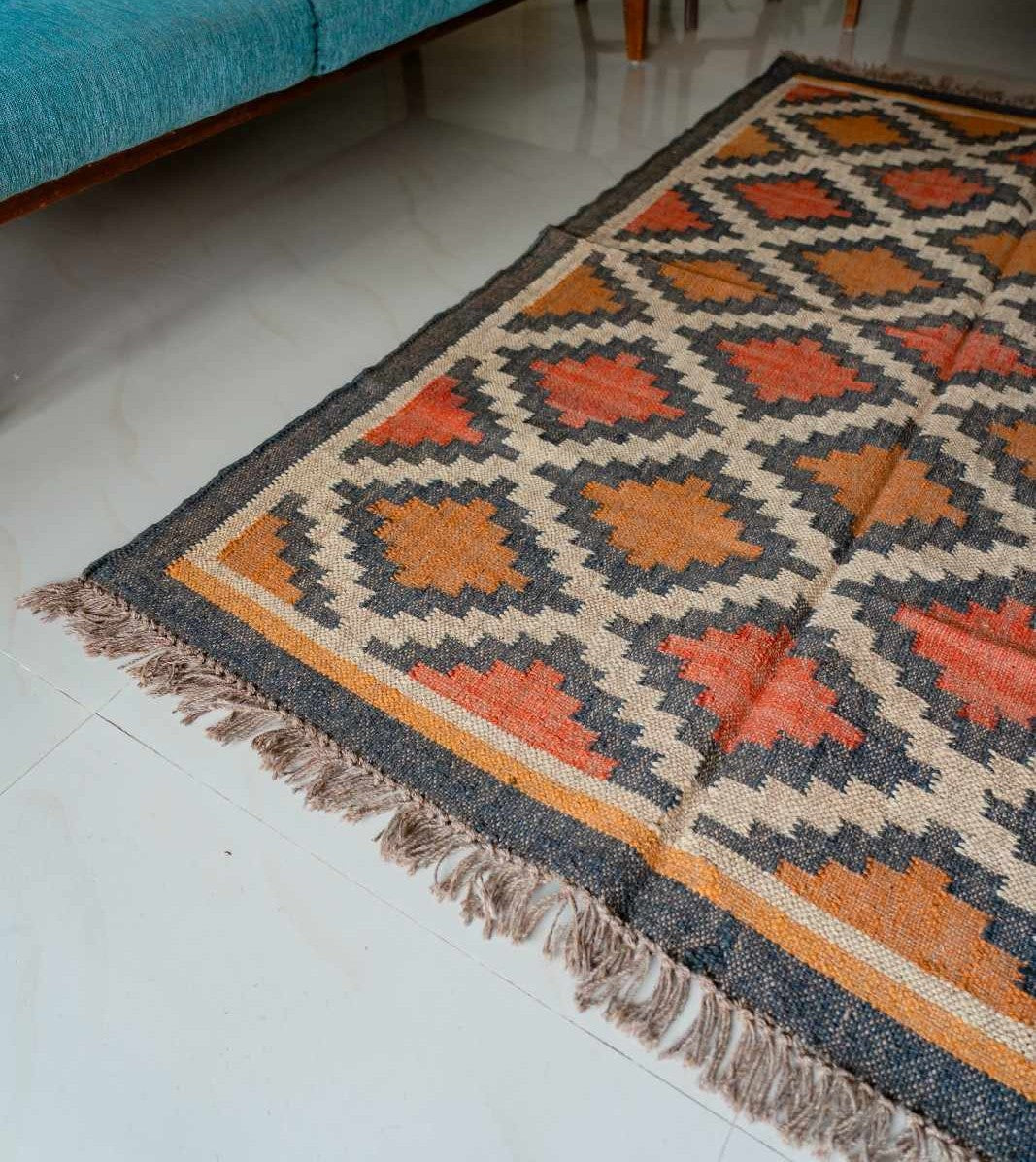 autumn-mosaic-kilim-rug-timeless-charm-with-a-burst-of-autumn-elegance