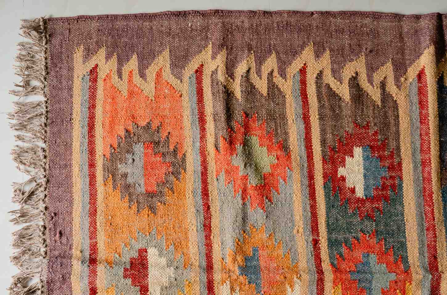 Canyon Sunset Kilim Rug-a-vibrant-blend-of-earthy-elegance-64-size