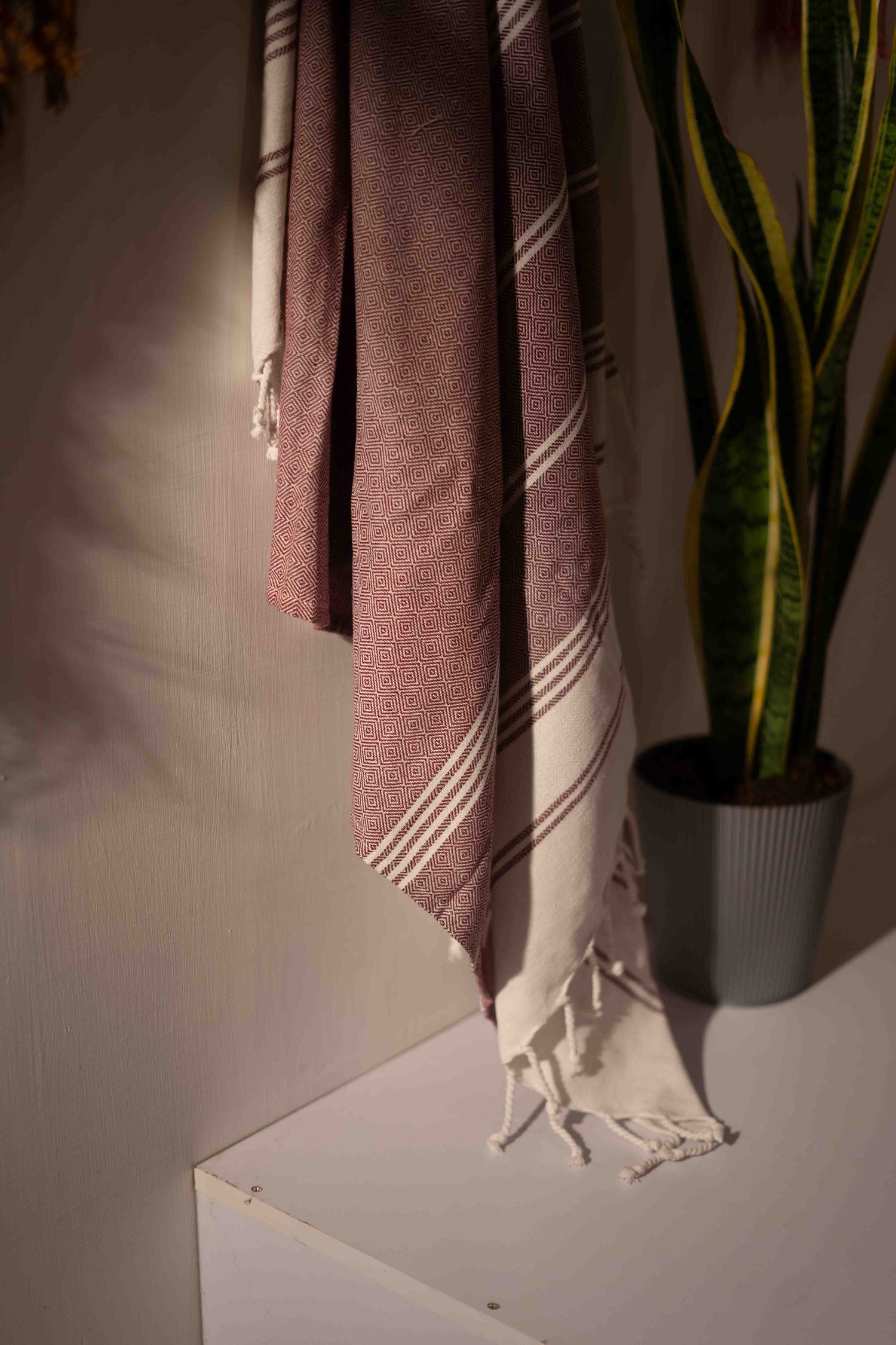 light-maroon-turkish-bath-towel