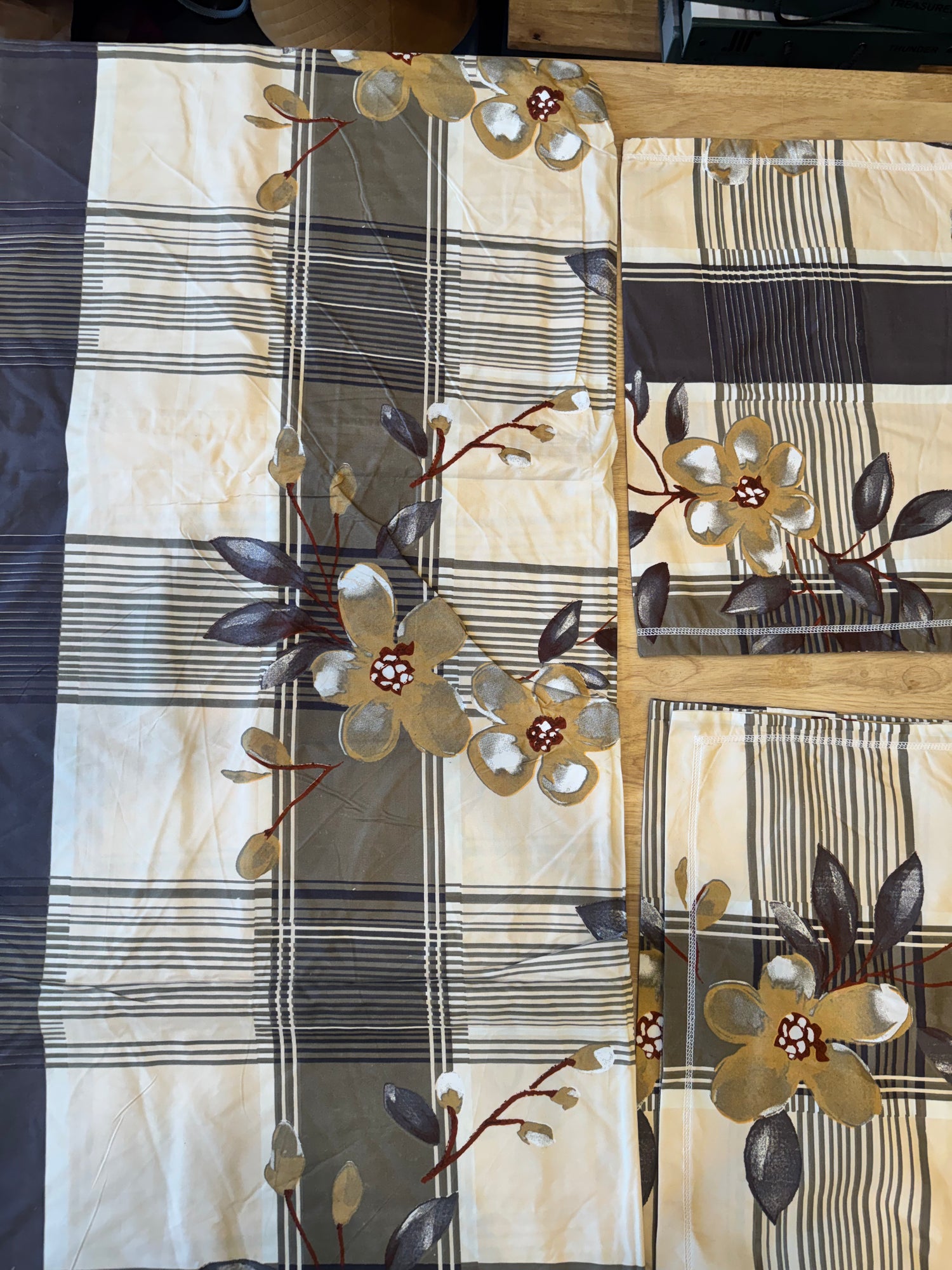 Autumn Bloom Oliver Super King Size Bedsheet