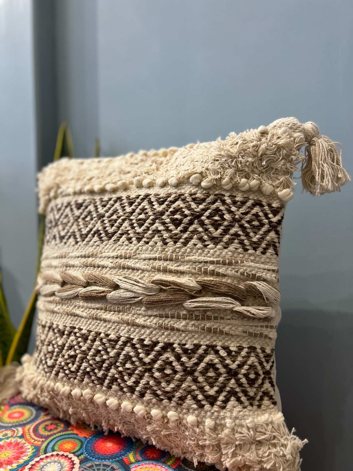 🕌 Sahara Weave Cushion Cover – Timeless Craftsmanship Meets Modern Elegance 🌾
