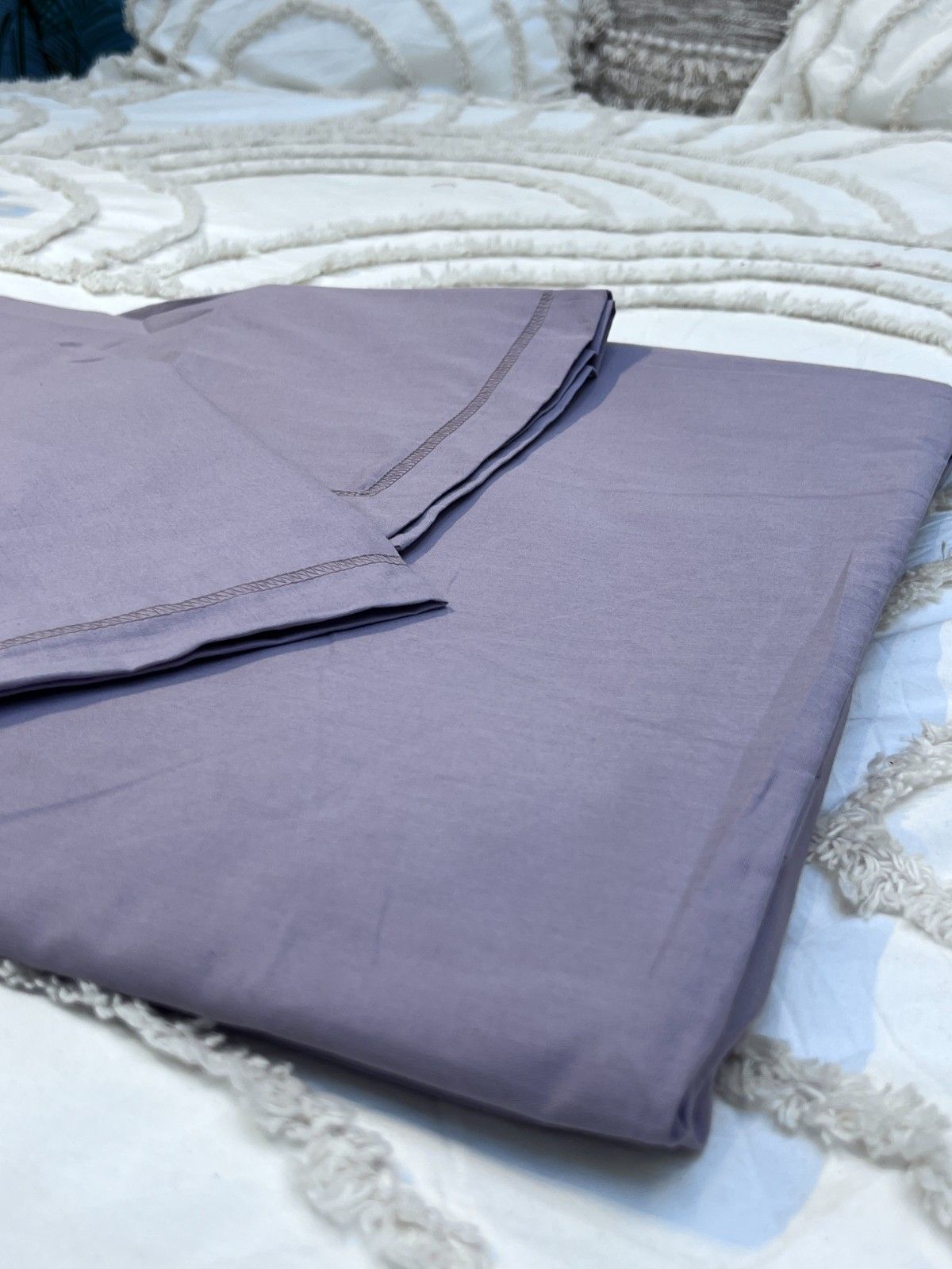 Amethyst Whisper Pastel Bedsheet – Soothing Elegance for Serene Spaces