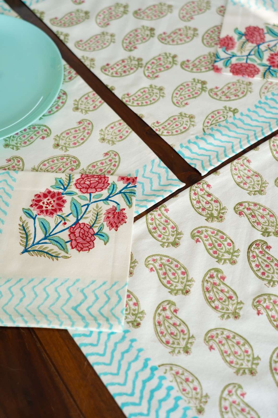 jaipur-garden-table-mat-set-exquisite-floral-elegance-for-your-dining-table