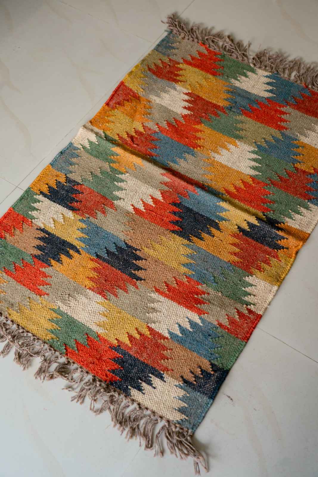 autumn-peaks-handwoven-kilim-rug-32-size-premium-southwestern-textile-vibrant-multicolor-geometric-pattern-with-artisanal-fringe