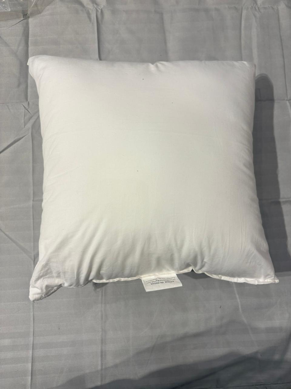 Premium White Polyester Pillow Insert – Luxurious Comfort Filler